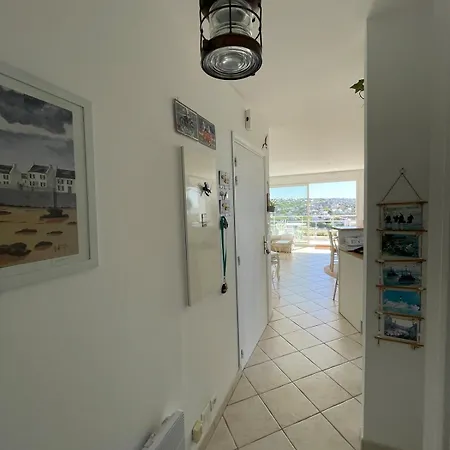 Escape, Splendid Ocean View *